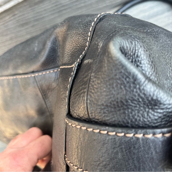 Fossil vintage black leather handbag - Picture 4 of 11